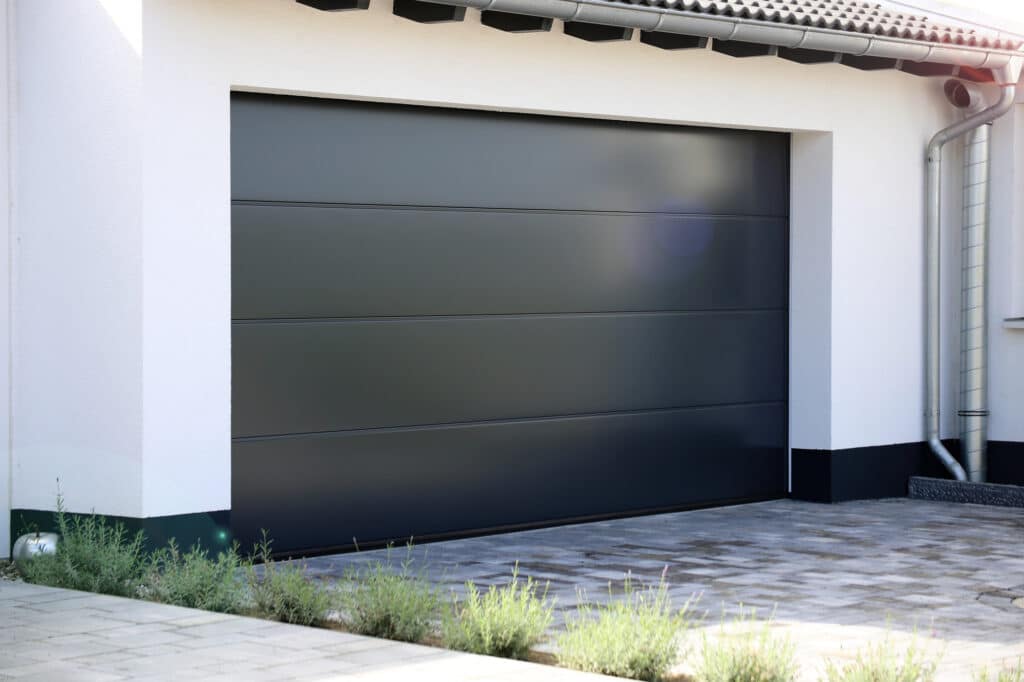 how much does it cost to install a garage door